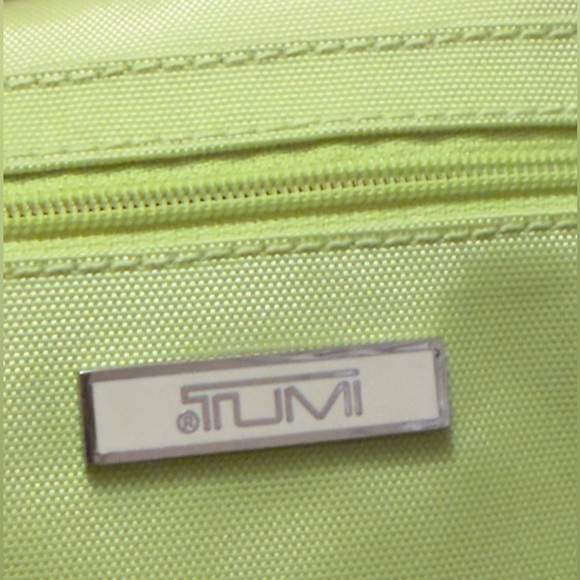 Tumi Green Tote Bag excellent condition - Picture 12 of 17